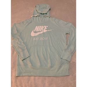 Womens Nike Lightweight Sweatshirt with Hood!